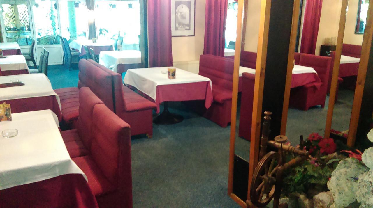 Bed & Breakfast Karavan Raška 外观 照片