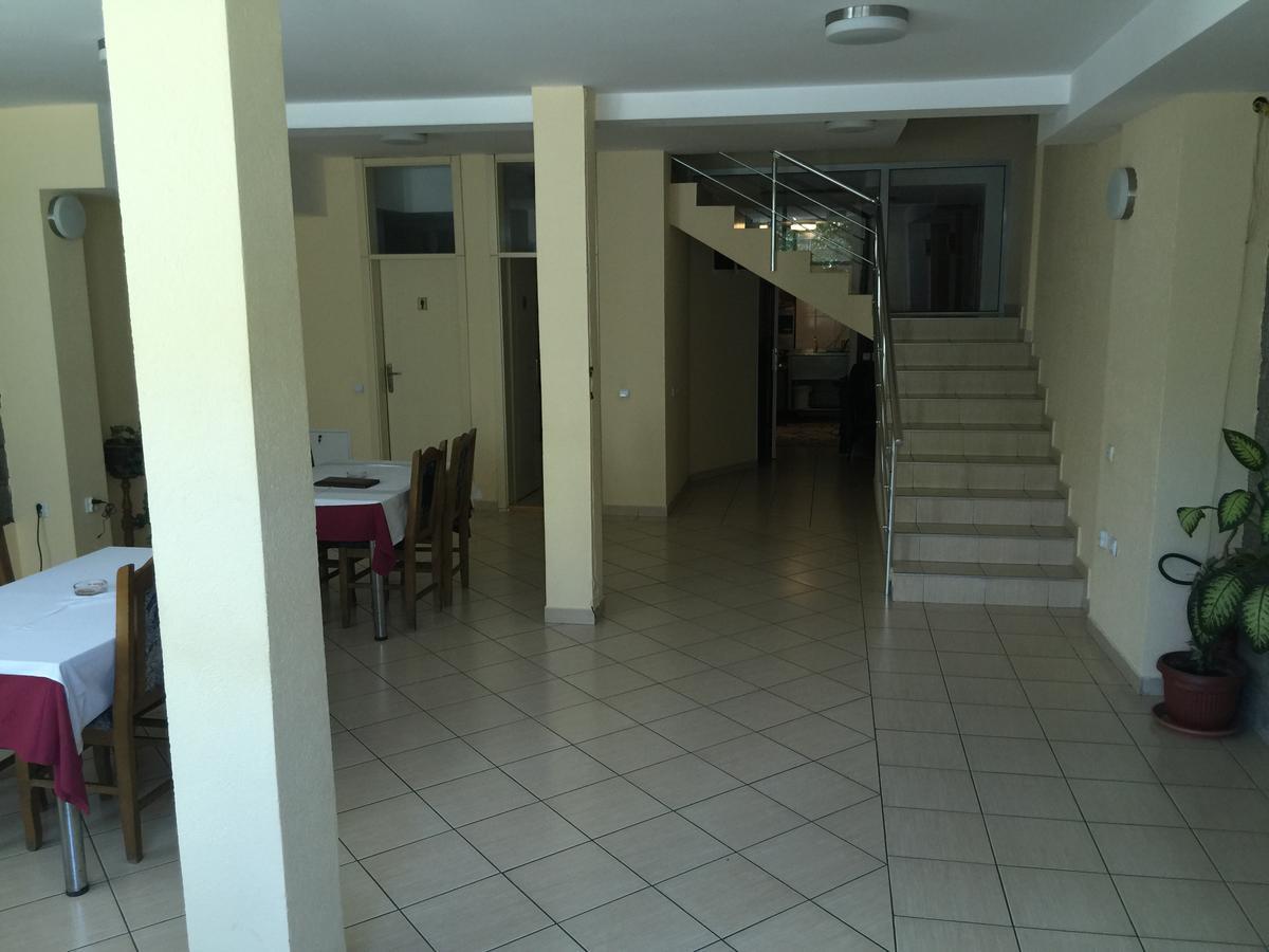 Bed & Breakfast Karavan Raška 外观 照片