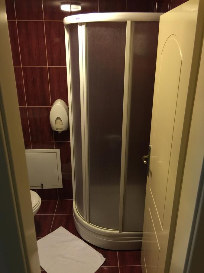 Bed & Breakfast Karavan Raška 外观 照片