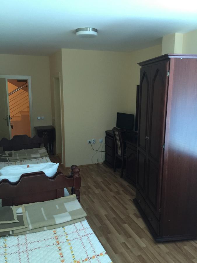 Bed & Breakfast Karavan Raška 外观 照片