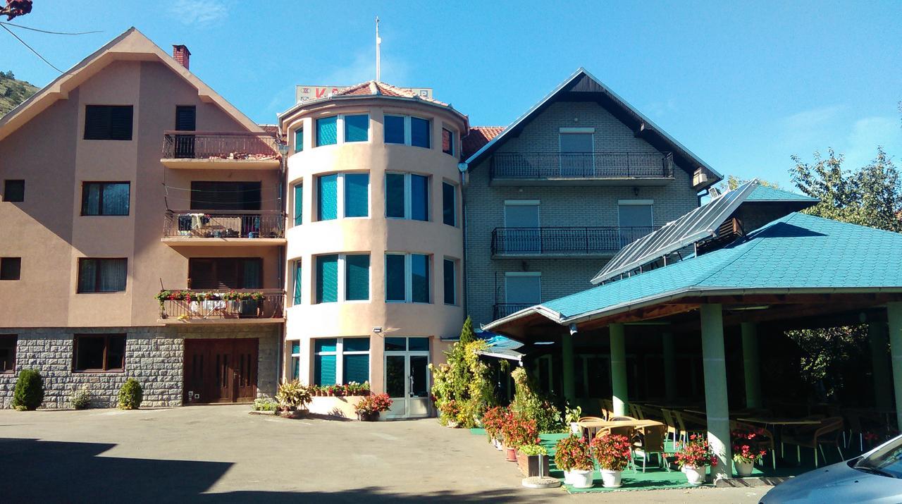 Bed & Breakfast Karavan Raška 外观 照片