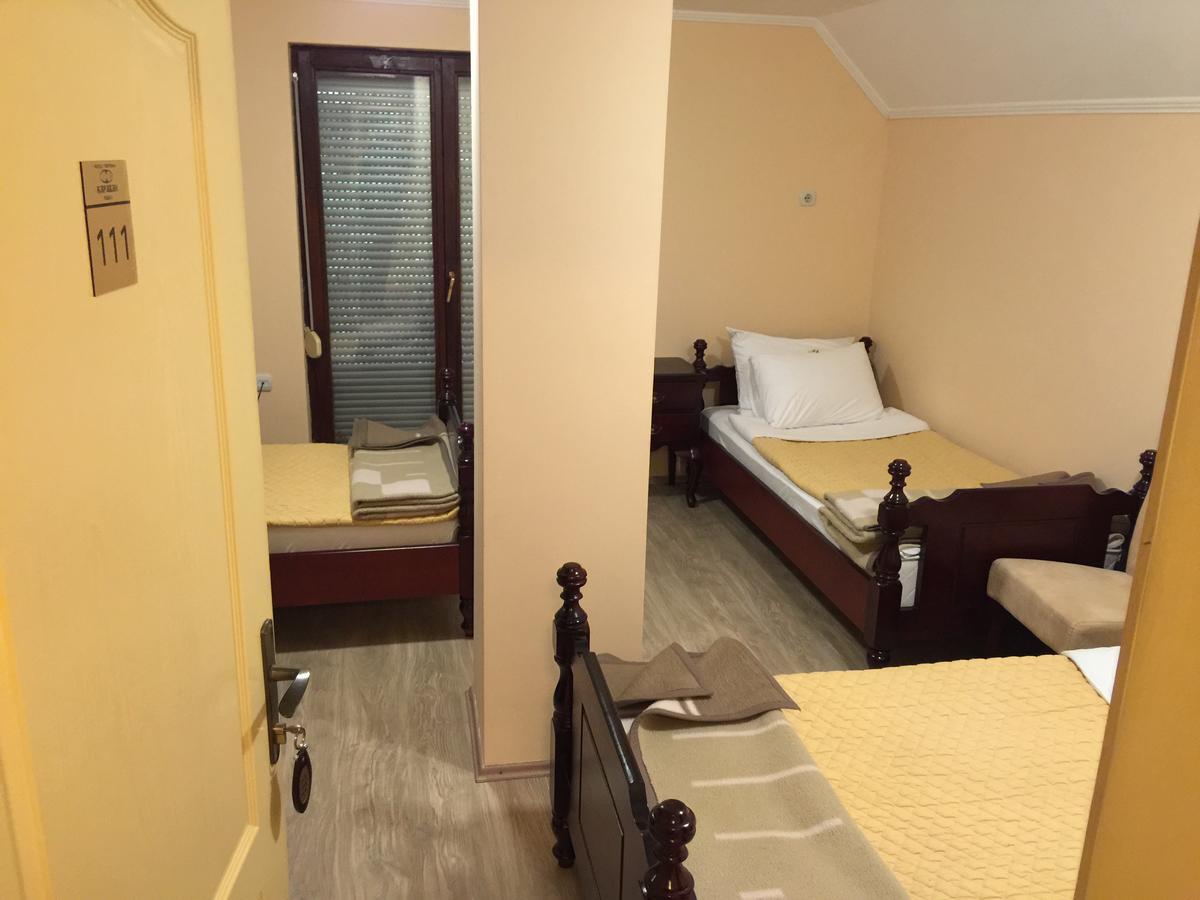 Bed & Breakfast Karavan Raška 外观 照片